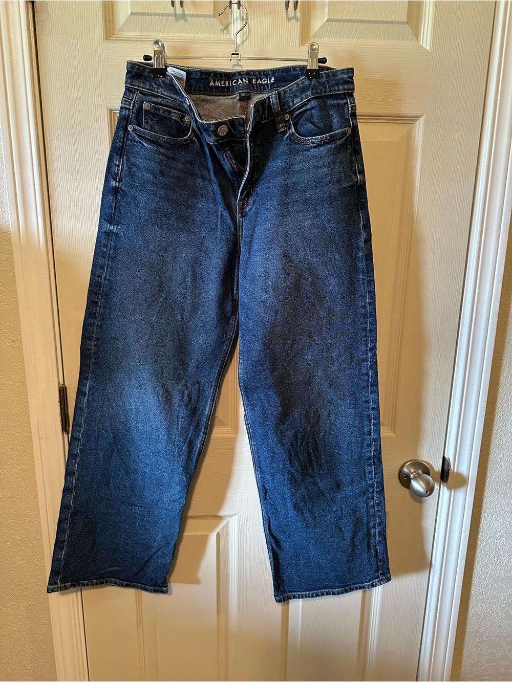 American Eagle Outfitters Women’s Dark Blue Stovepipe Jeans